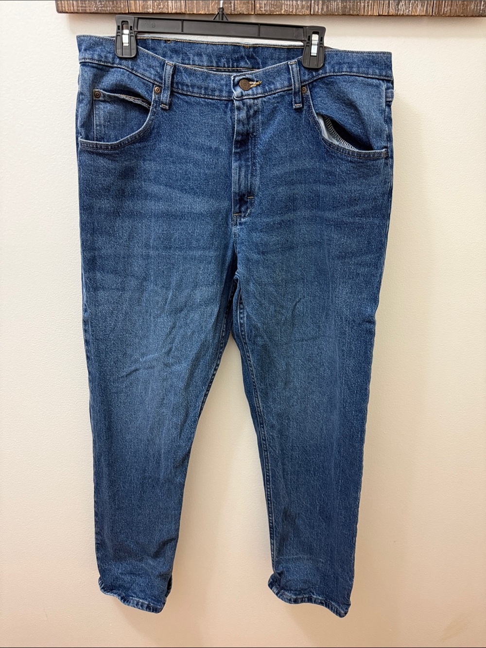 Wrangler Relaxed Fit Jeans in Blue Wash